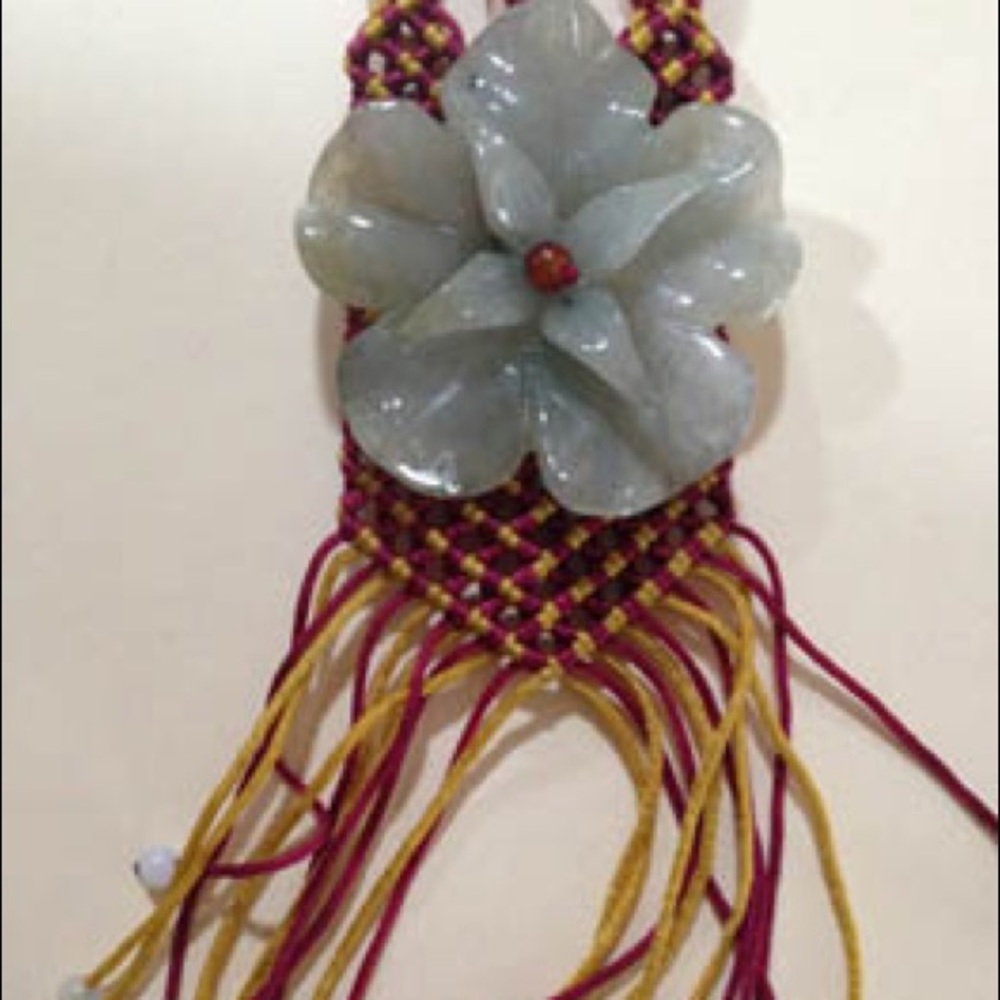 Jade flower necklace
